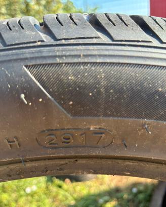 Pneumatici Hankook 225/45 R17-94V M+S