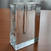 vaso vintage in vetro per un unico fiore