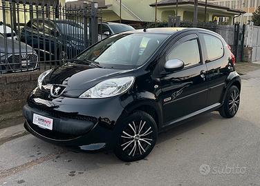 PEUGEOT 107 1.0 68CV 2Tronic SWEET YEARS 5p