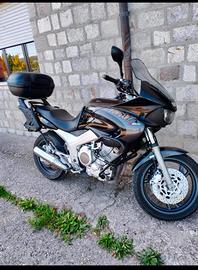 YAMAHA TDM 850
