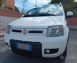 Fiat Panda 1.3 MJT 16V DPF 4x4 Climbing. KM cert