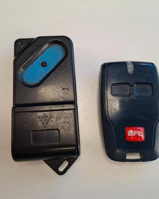 Coppia di telecomandi per cancello automatico