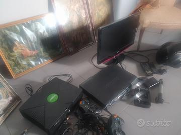 Xbox con joystick varie articoli