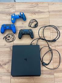 PS4 Slim 1TB + 2 Controller + 6 Giochi – Perfetta 