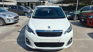 Peugeot 108 5 porte con telecamera post.