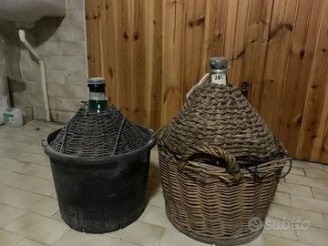 damigiane pronte all'uso   da 17  e 28 l