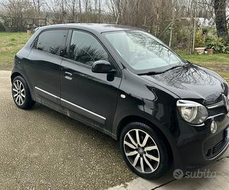 RENAULT Twingo TCe 90 CV EDC Lovely
