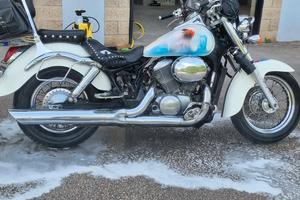 Honda shadow 750
