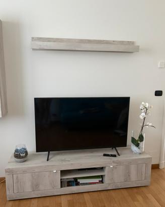 Salotto con divano letto