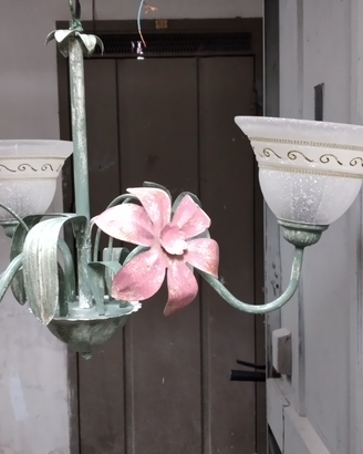 Lampadario a tre luci