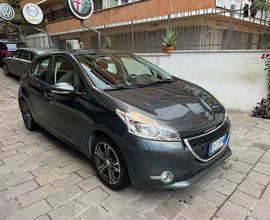 PEUGEOT 208 Puretech 82 5 porte Allure