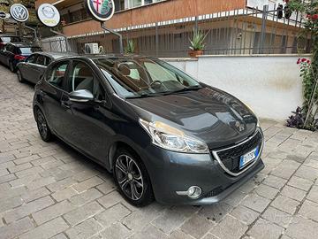 PEUGEOT 208 Puretech 82 5 porte Allure