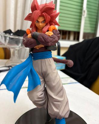 BANPRESTO GOGETA SUPER SAYAN 4