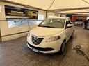 lancia-ypsilon-1-2-69-cv-unyca