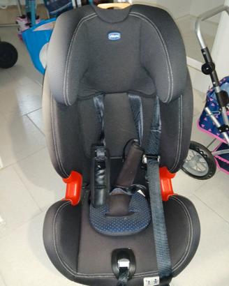 Akita seggiolino auto