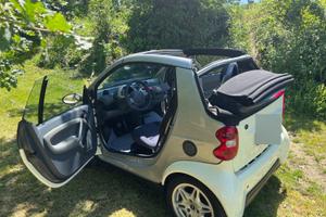 smart cabrio anno 2001