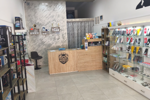 Locale commerciale C1 + Attività avviata sciaccs