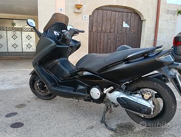 Yamaha T Max - 2002