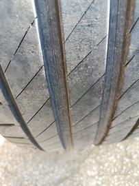 Pneumatici 255 45 R20