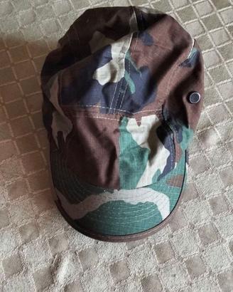 Berretto mimetico stile militare