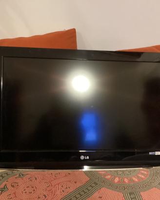 Tv LG con telecomando