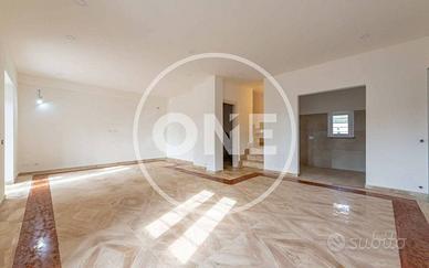 Villa di 100 m² con 5 locali a Lariano