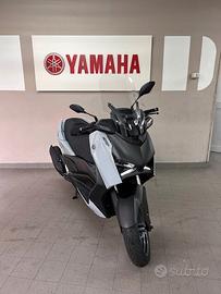 Yamaha X-Max 125 TECH MAX ceramic grey