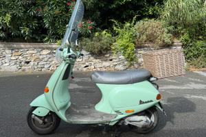 Vespa ET4 125
