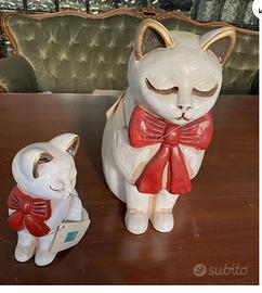 Thun, coppia di gatti in ceramica con fiocco