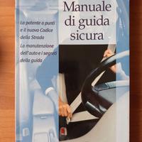 Manuale di guida sicura - Touring Club Italiano