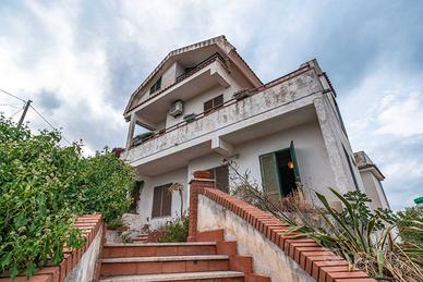 Villa - Piedimonte Etneo