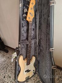 basso Fender Precision