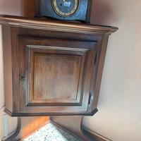 Angolliera  stile arte povera