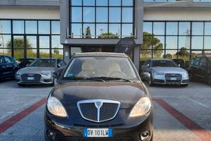 Lancia Ypsilon 1.2 Platino OK NEOPATENTATI