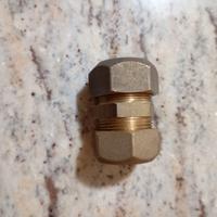 Raccordo in ottone Niples due dadi D. 22 x 22