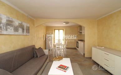 BILOCALE RISTRUTTURATO !