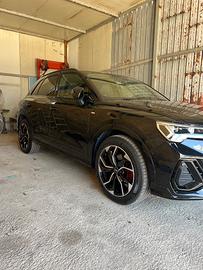Audi Q3 Sline black edition