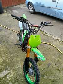 Pit bike 125