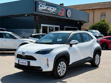 Toyota Yaris Cross 1.5 Hybrid 5p. E-CVT AWD-i Busi