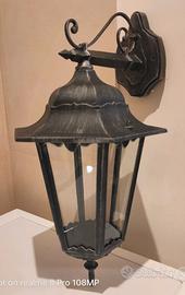 Lanterna singola a muro uso interno e esterno 