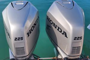 Coppia motori Fuoribordo Honda 225