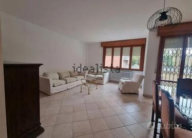 Stanze singole in appartamento ristrutturato
