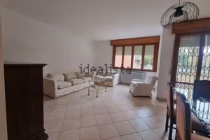 Stanze singole in appartamento ristrutturato