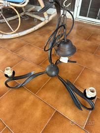 Lampadario ferro battuto