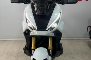 HONDA X- ADV 2025