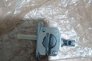 Rubinetto benzina moto