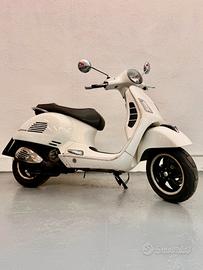 Vespa GTS 300