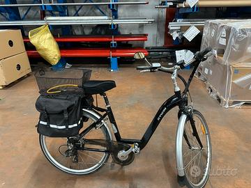 Bicicletta unisex pedalata assistita