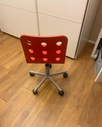 Sedia ufficio IKEA JULES in legno rosso con ruote