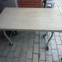 Scrivania 100x60 con rotelle